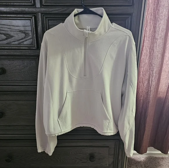 Lululemon Softstreme Pullover - Picture 8 of 15